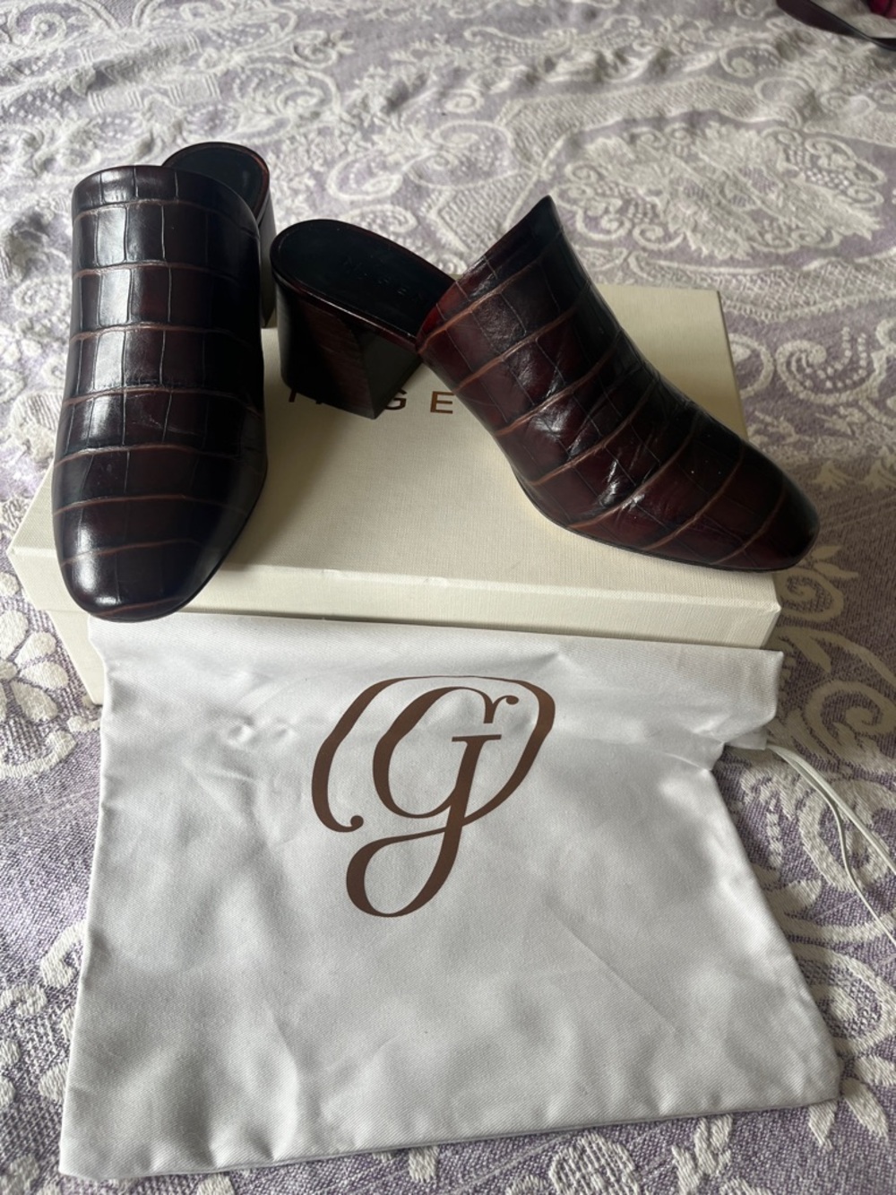 M. Gemi Croc-Embossed Dark Brown Leather Mule Heels. Size 38